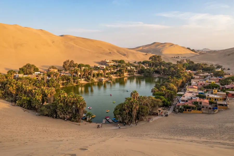 Huacachina desert oasis